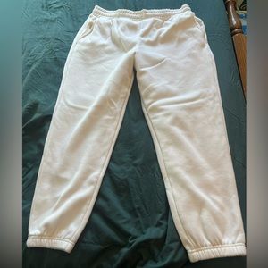 White fabletics sweatpants